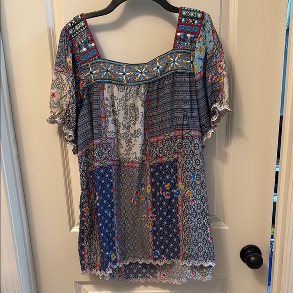 Johnny Was Blue Blouse with Bib Collar and Relaxed Fit - Picture 3 of 3